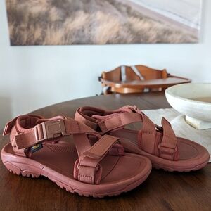 Teva Hurricane Verge Sandal